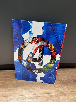 Imagen de Carpeta c/elástico 1/8 big life avengers laminada